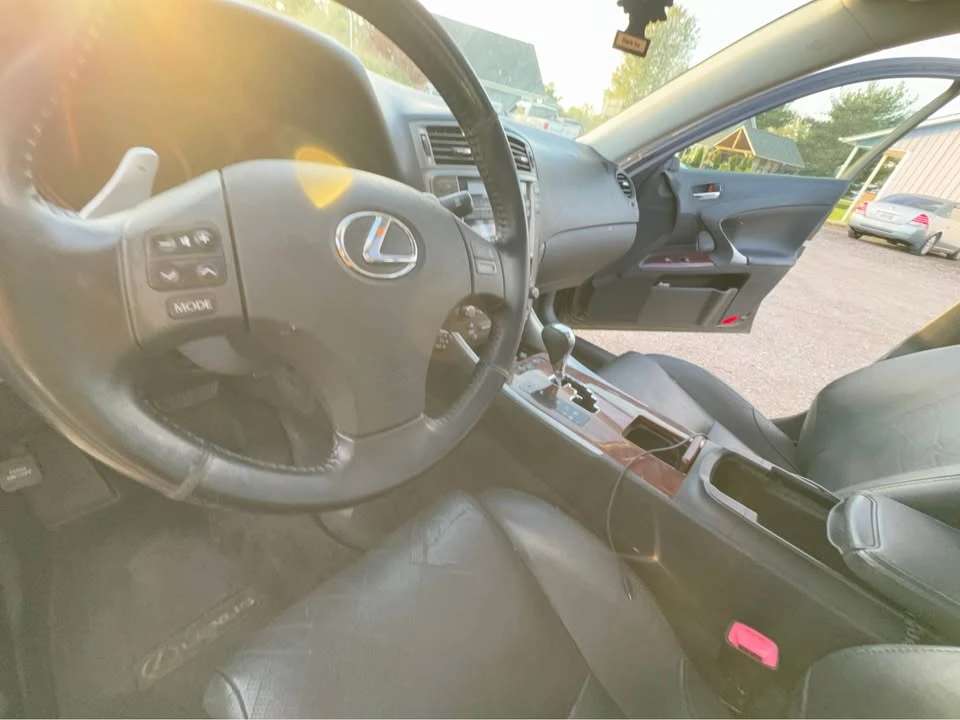 2006 Lexus IS 2nd Gen - Image 14 of 20
