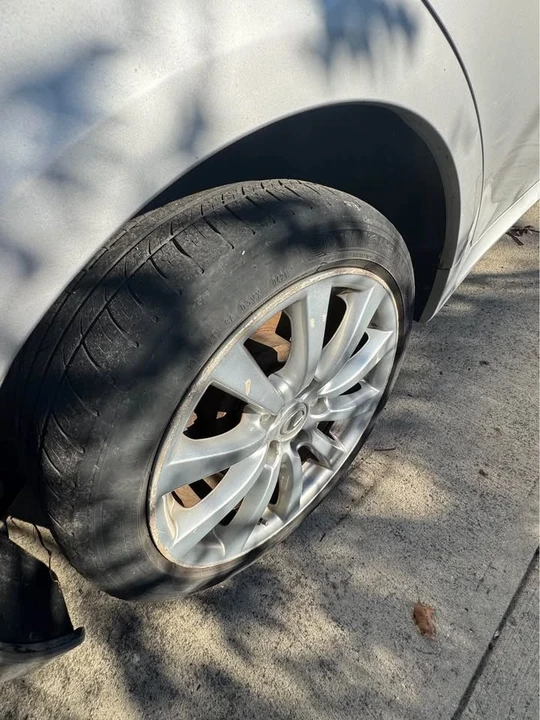 2006 Lexus IS 2nd Gen - Image 7 of 17
