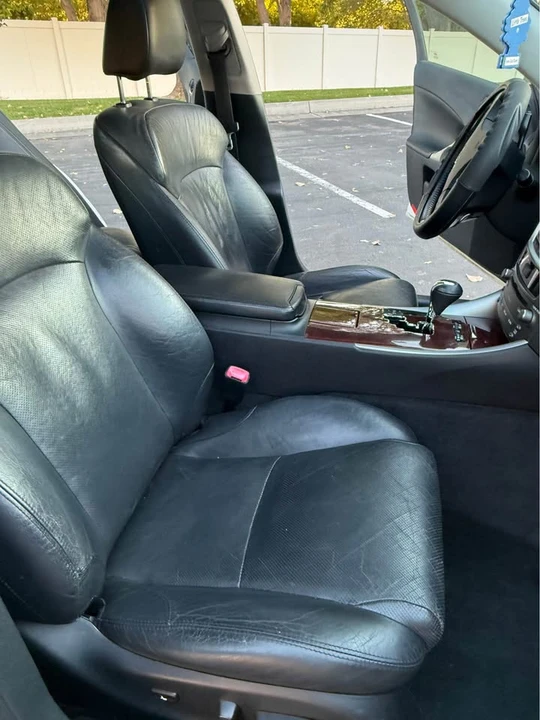 2006 Lexus IS 2nd Gen - Image 6 of 7