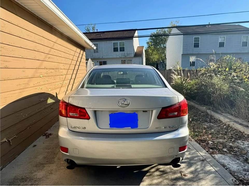 2006 Lexus IS 2nd Gen - Image 6 of 17