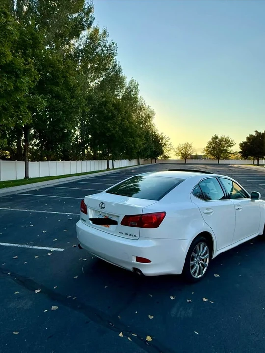 2006 Lexus IS 2nd Gen - Image 2 of 7