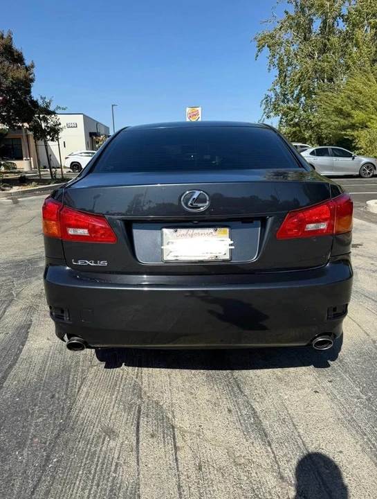 2006 Lexus IS 2nd Gen - Image 2 of 7