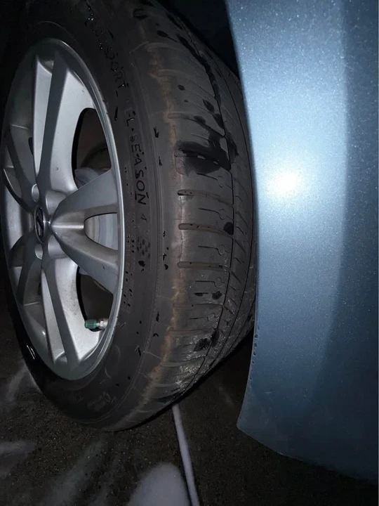 2006 Lexus IS 2nd Gen - Image 12 of 12