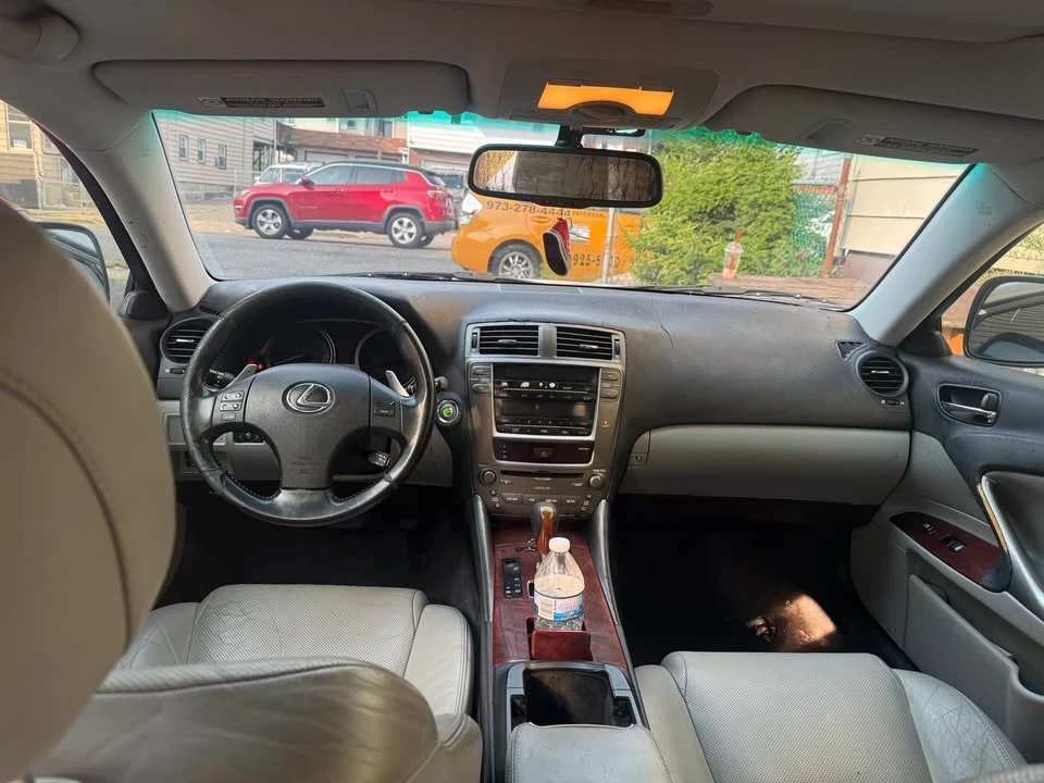 2006 Lexus IS 2nd Gen - Image 6 of 8