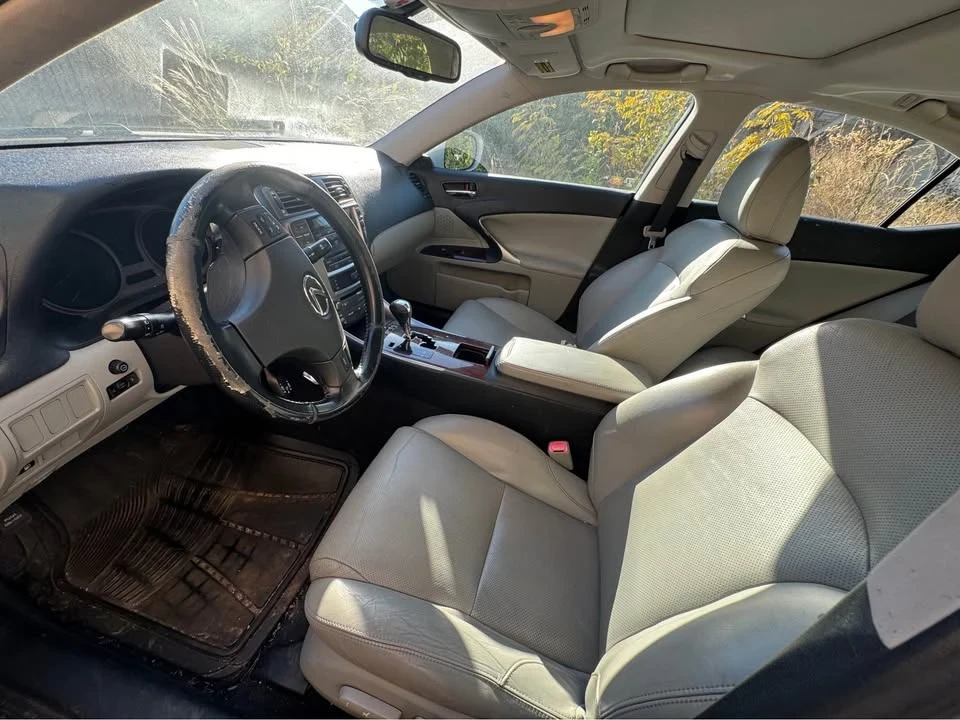 2006 Lexus IS 2nd Gen - Image 9 of 17