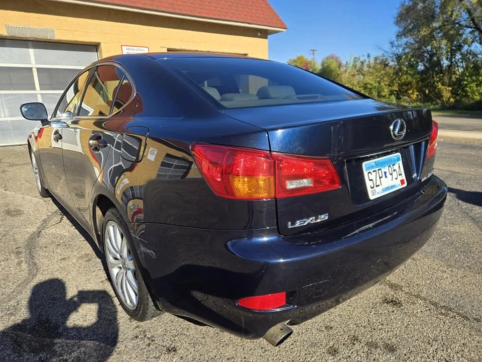 2006 Lexus IS 2nd Gen - Image 8 of 9