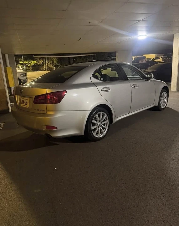 2006 Lexus IS 2nd Gen - Image 7 of 15