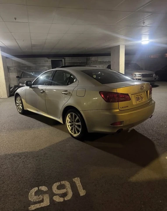 2006 Lexus IS 2nd Gen - Image 5 of 15
