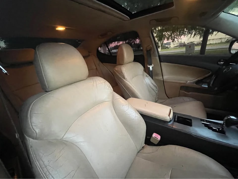 2006 Lexus IS 2nd Gen - Image 11 of 13