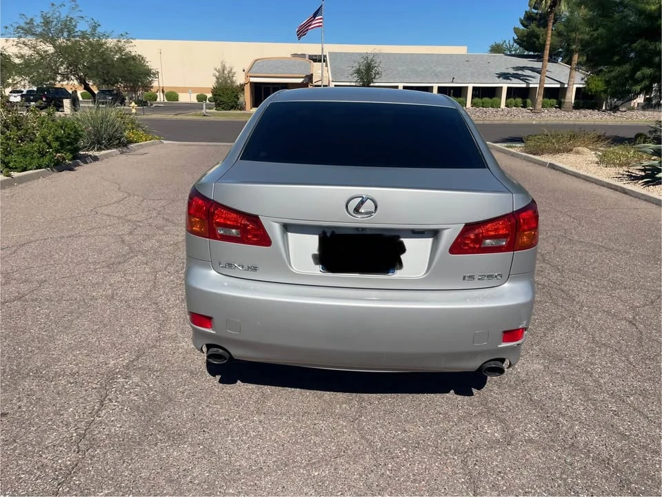 2006 Lexus IS 2nd Gen - Image 13 of 16
