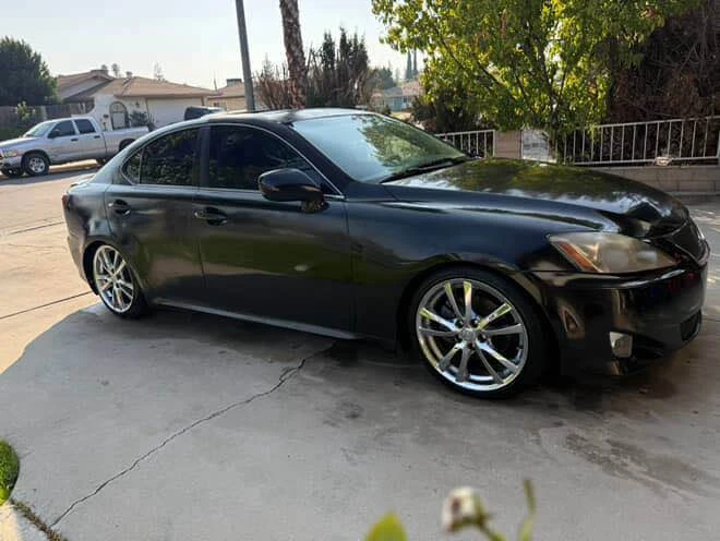 2006 Lexus IS 2nd Gen - Image 2 of 5