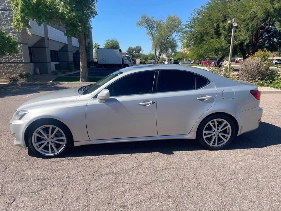 2006 Lexus IS 2nd Gen - Image 5 of 16