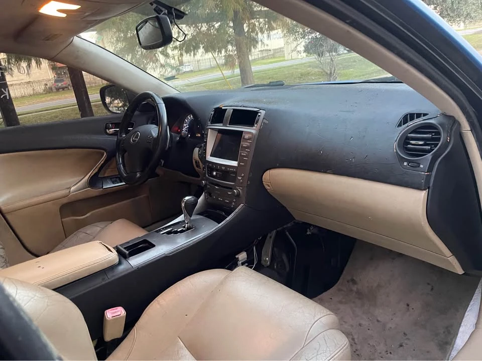 2006 Lexus IS 2nd Gen - Image 8 of 13