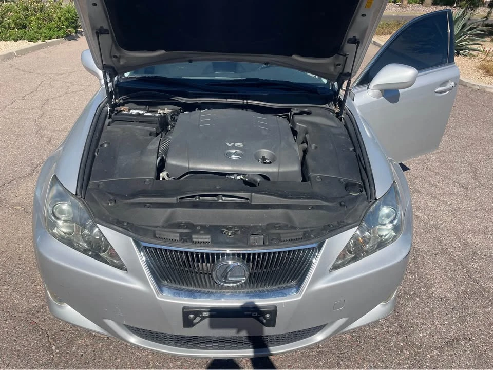2006 Lexus IS 2nd Gen - Image 12 of 16