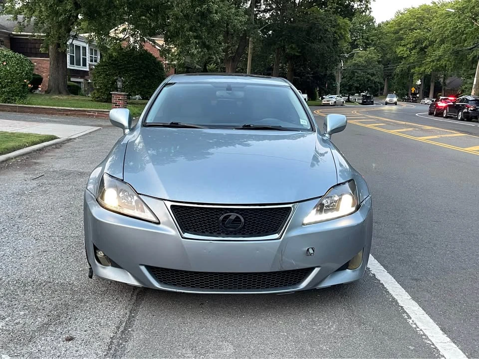 2006 Lexus IS 2nd Gen - Image 2 of 20