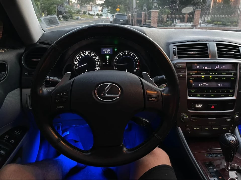 2006 Lexus IS 2nd Gen - Image 13 of 20
