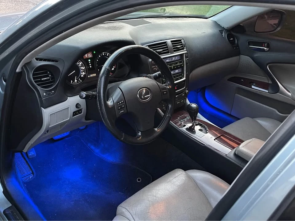 2006 Lexus IS 2nd Gen - Image 8 of 20