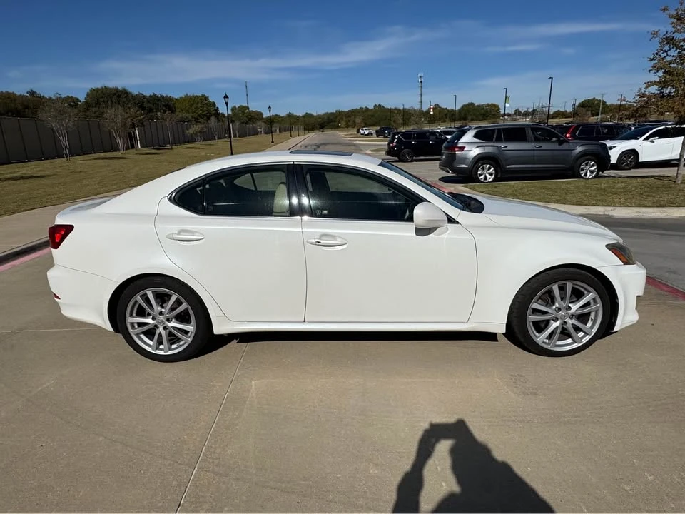 2006 Lexus IS 2nd Gen - Image 3 of 12