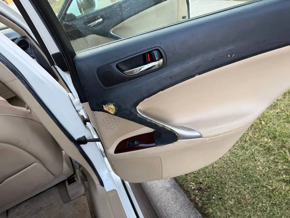 2006 Lexus IS 2nd Gen - Image 9 of 10