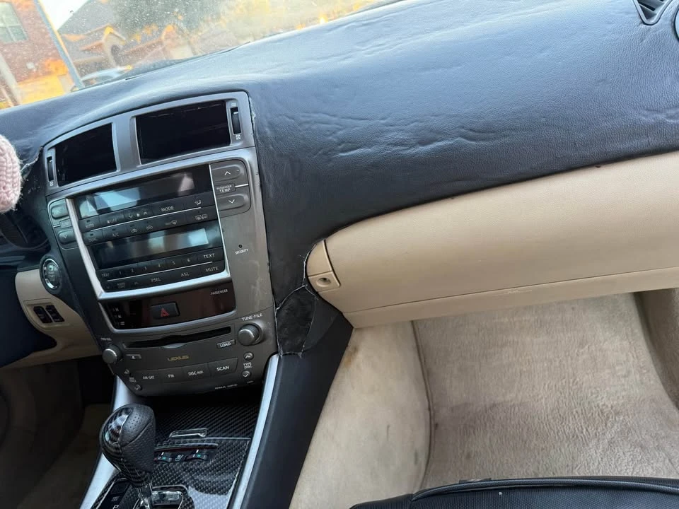 2006 Lexus IS 2nd Gen - Image 7 of 10