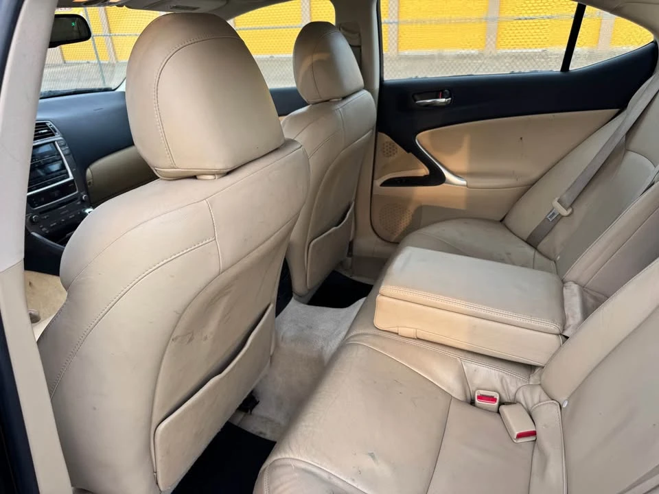 2006 Lexus IS 2nd Gen - Image 17 of 19
