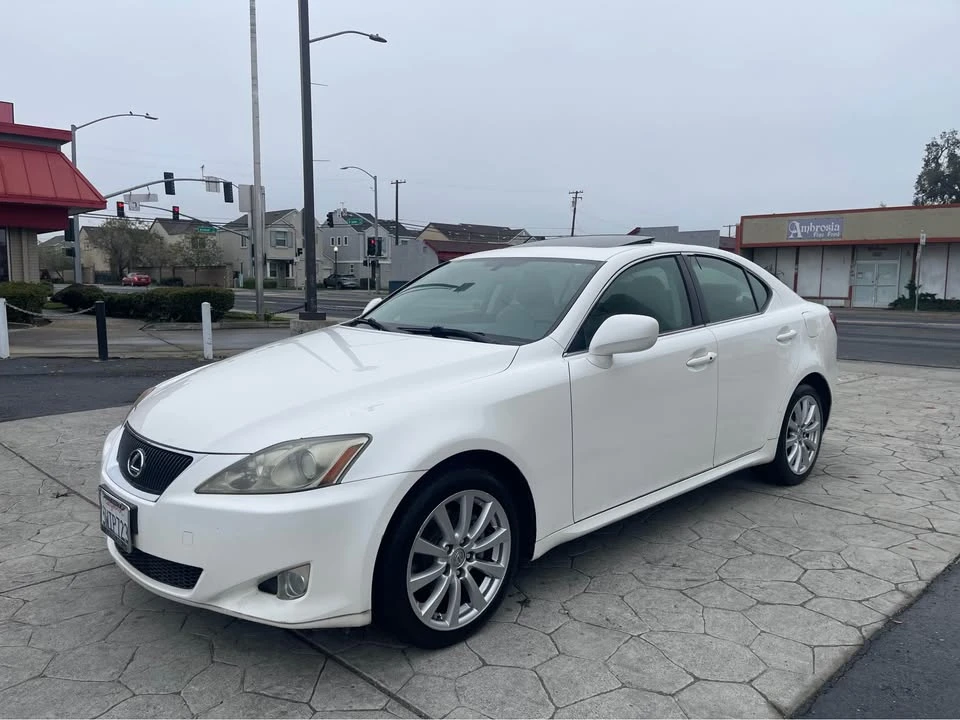 2006 Lexus IS 2nd Gen - Image 7 of 20