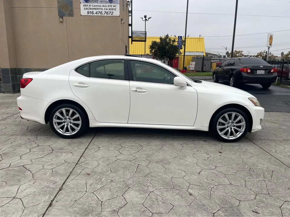 2006 Lexus IS 2nd Gen - Image 2 of 20