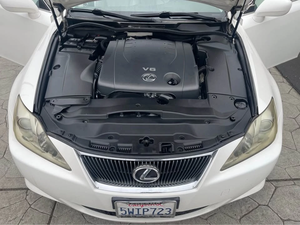2006 Lexus IS 2nd Gen - Image 9 of 20