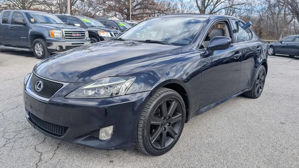 2006 Lexus IS 2nd Gen - Image 3 of 19