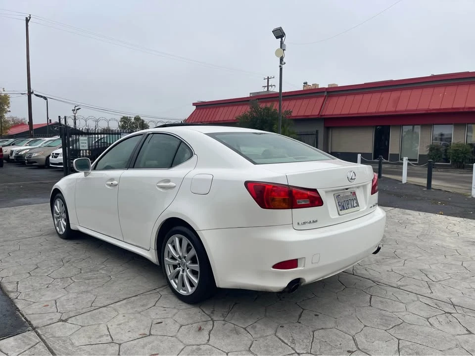 2006 Lexus IS 2nd Gen - Image 5 of 20