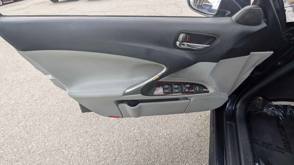 2006 Lexus IS 2nd Gen - Image 12 of 19