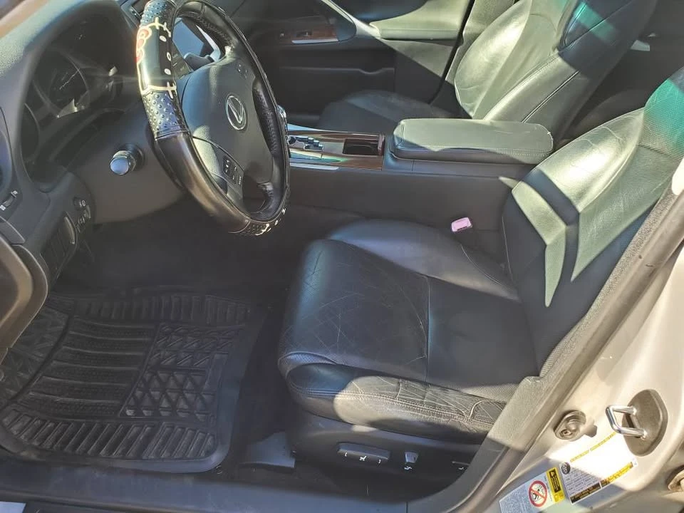 2006 Lexus IS 2nd Gen - Image 4 of 9