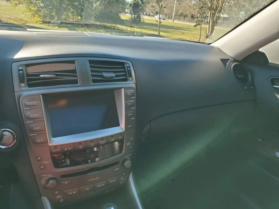 2006 Lexus IS 2nd Gen - Image 7 of 9