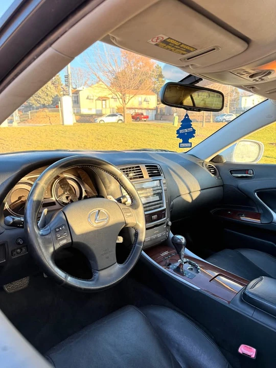 2006 Lexus IS 2nd Gen - Image 7 of 9