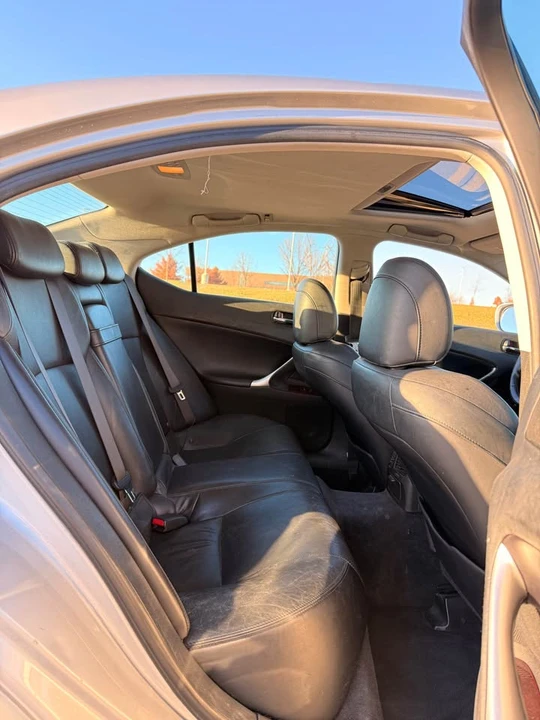 2006 Lexus IS 2nd Gen - Image 9 of 9