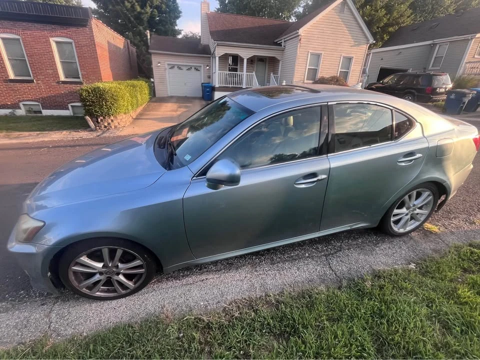 2006 Lexus IS 2nd Gen - Image 3 of 5