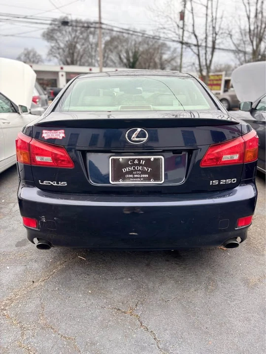 2006 Lexus IS 2nd Gen - Image 4 of 9