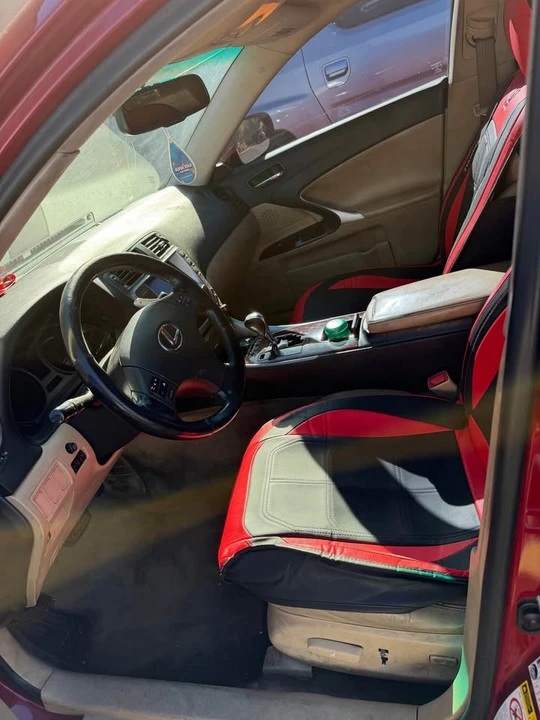 2006 Lexus IS 2nd Gen - Image 7 of 10