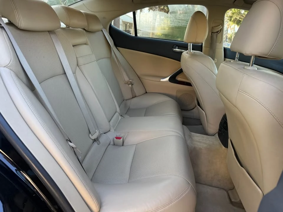 2006 Lexus IS 2nd Gen - Image 15 of 19
