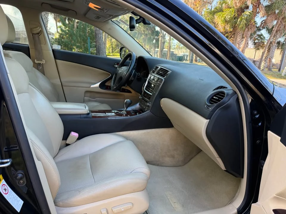 2006 Lexus IS 2nd Gen - Image 18 of 19