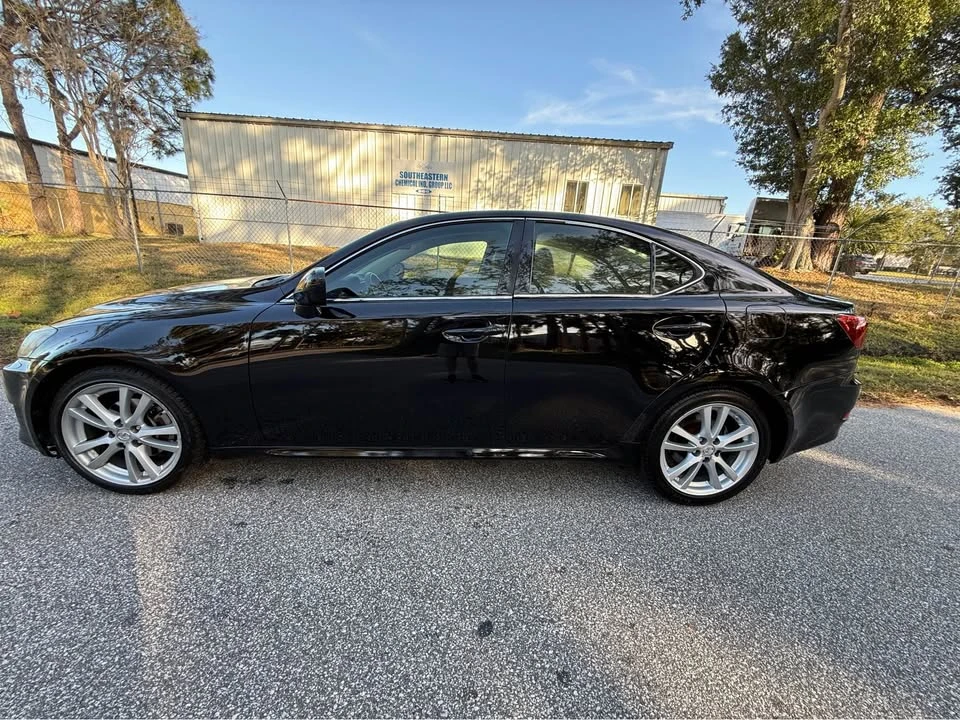 2006 Lexus IS 2nd Gen - Image 8 of 19