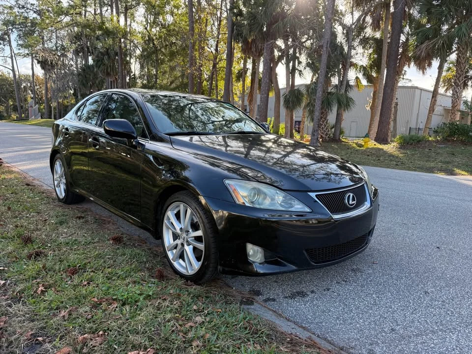 2006 Lexus IS 2nd Gen - Image 3 of 19