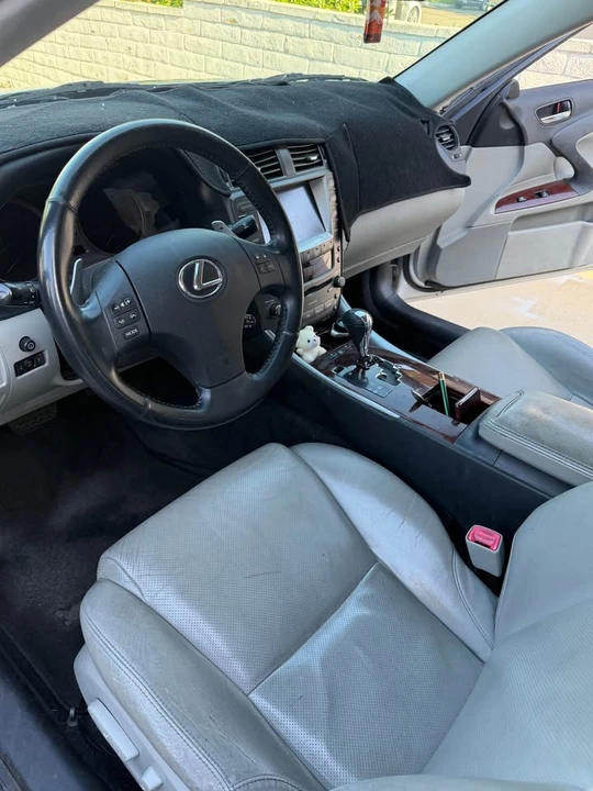 2006 Lexus IS 2nd Gen - Image 3 of 10