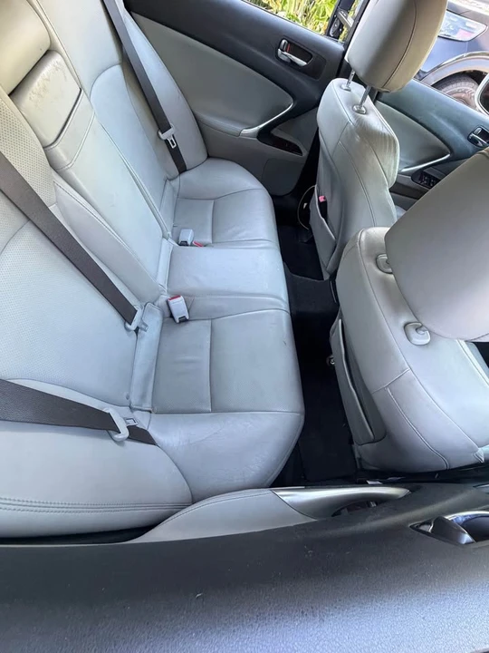2006 Lexus IS 2nd Gen - Image 8 of 10