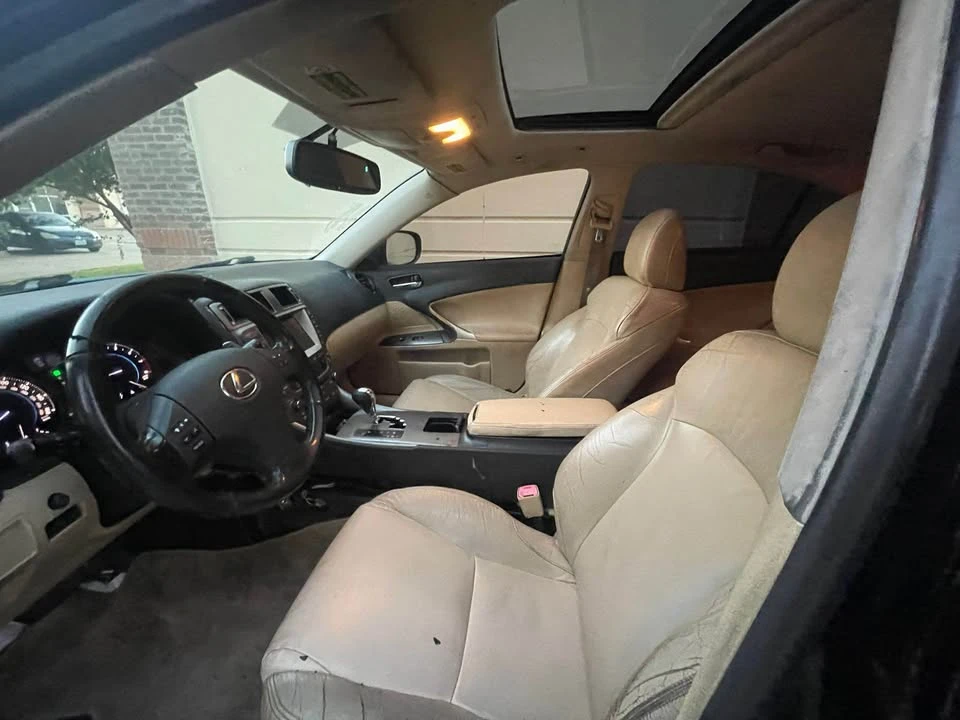 2006 Lexus IS 2nd Gen - Image 6 of 11