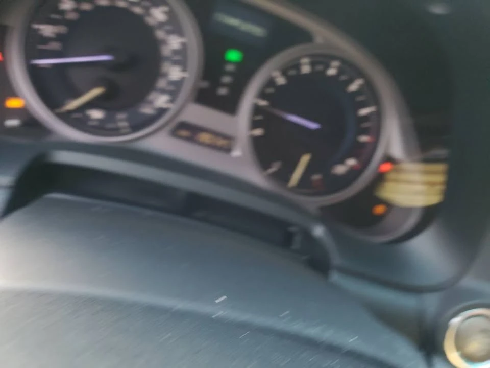 2006 Lexus IS 2nd Gen - Image 9 of 10