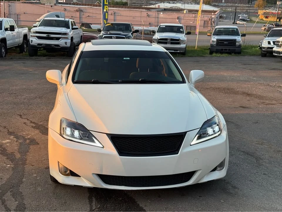 2006 Lexus IS 2nd Gen - Image 8 of 12