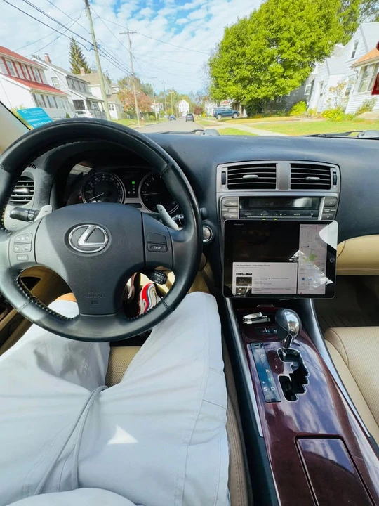 2006 Lexus IS 2nd Gen - Image 12 of 13