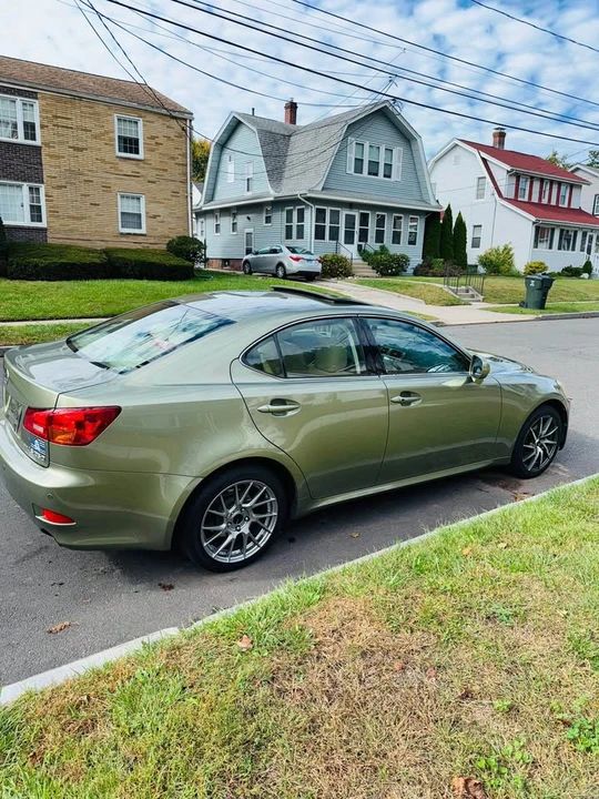 2006 Lexus IS 2nd Gen - Image 2 of 13