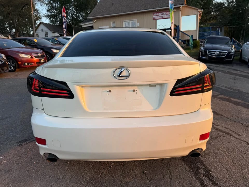 2006 Lexus IS 2nd Gen - Image 3 of 12